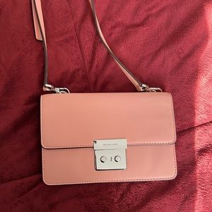 Michael Kors Small Wallet Crossbody